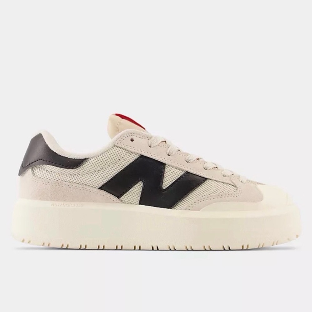 New Balance CT302 Sneakers - Beige/Black, Size 9